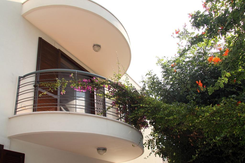 B&B Villa Il Sughero 모노폴리 외부 사진