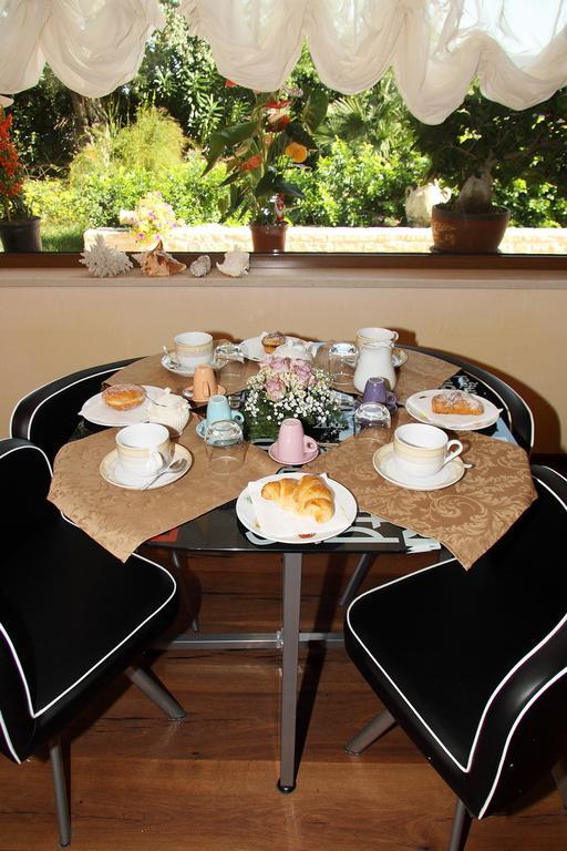 B&B Villa Il Sughero 모노폴리 외부 사진