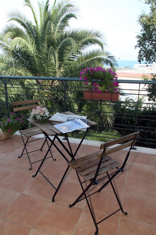 B&B Villa Il Sughero 모노폴리 객실 사진